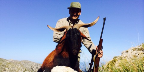 Hunt on balearean buck
